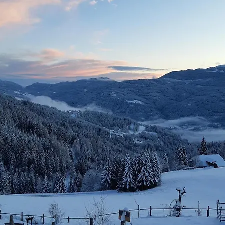 Haus Mauken - Appartments Mit Panoramablick Murau Esterno foto